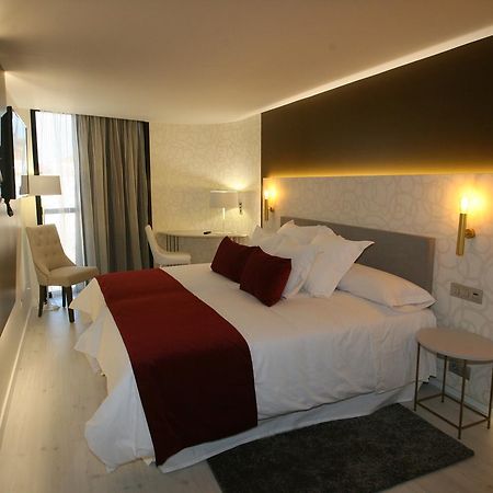Hotel Cardenal 몬포르테데레모스 외부 사진