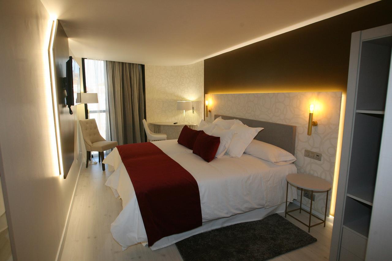 Hotel Cardenal 몬포르테데레모스 외부 사진