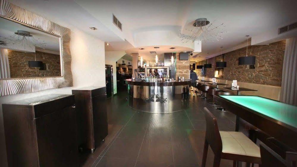 Hotel Cardenal 몬포르테데레모스 외부 사진